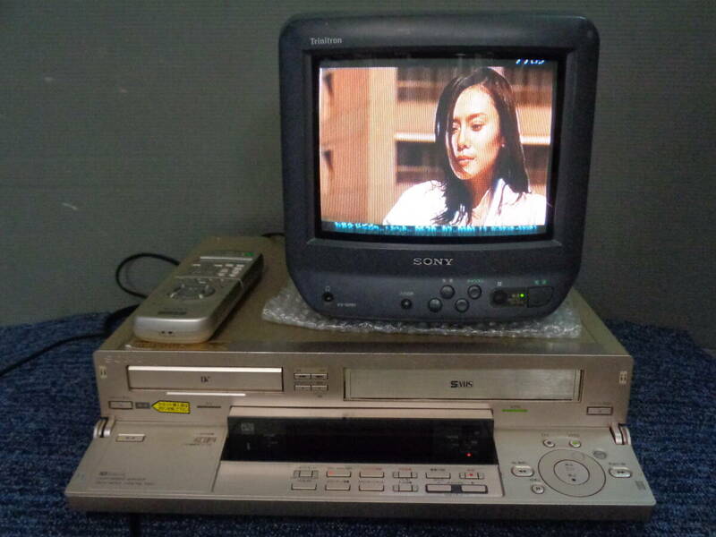 動作良好　画質良好　SONY　miniDV・DVとSVHSのダブルビデオデッキ　WV-DR7　簡易メンテ済み　リモコン付き