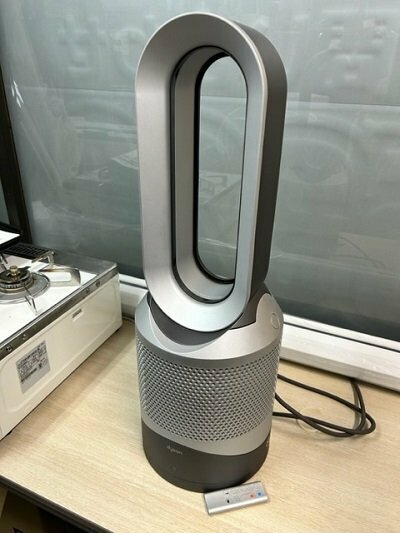 ■ダイソン　dyson HP00空気清浄機能付き　ファンヒーター■　リモコン有り