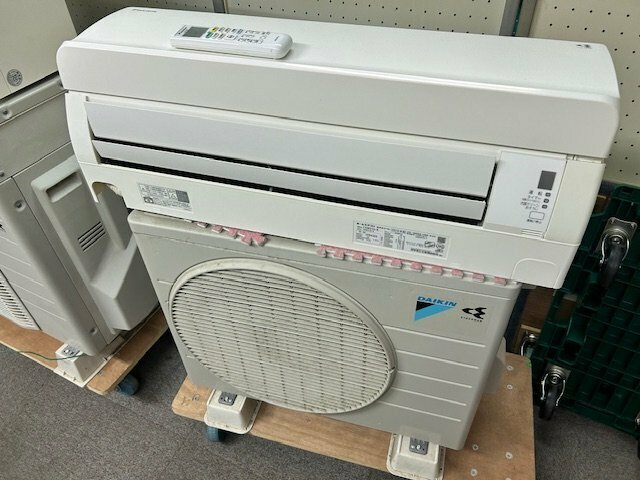 ■引取可能■2019年製　DAIKIN　ダイキン　ルームエアコン　F25WTFXS-W■8畳程度