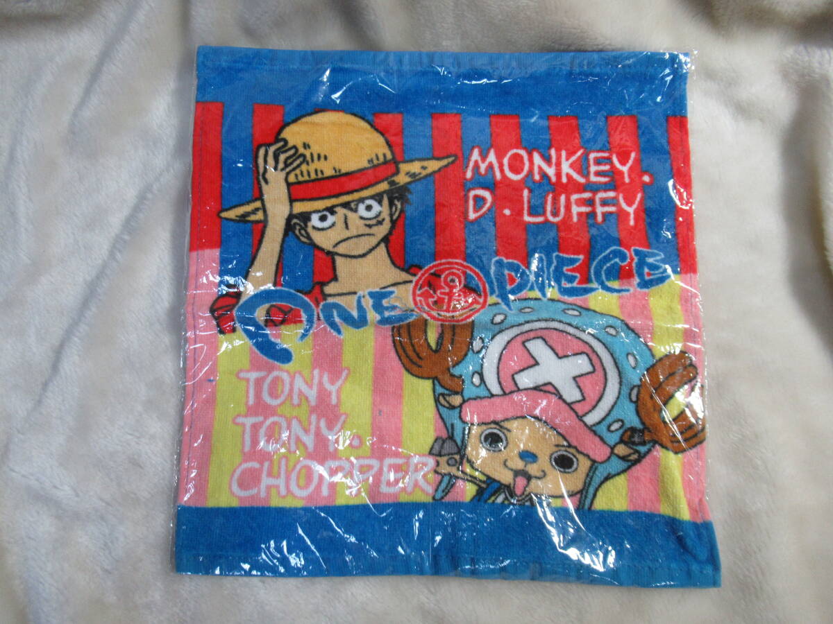 ワンピース☆新世界ハンドタオル　新品・未使用品　大判
