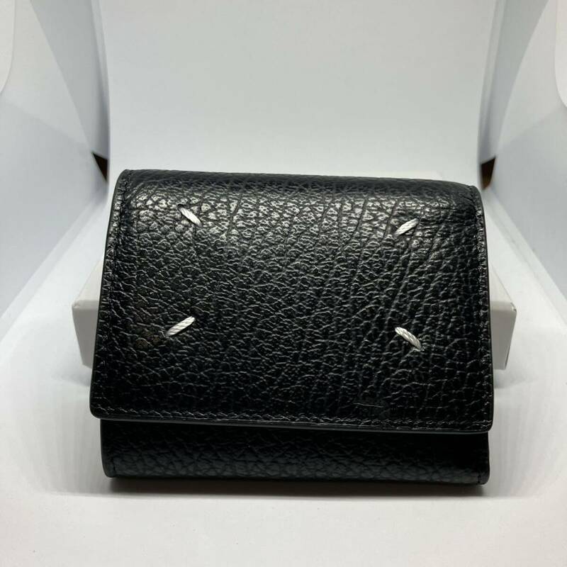 送料無料　新品　未使用　Maison Margiela メゾンマルジェラ　三つ折り財布　メンズ　紳士　レザー　黒　ブラック　財布 