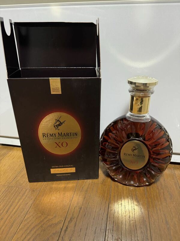 REMY MARTIN レミーマルタンXO ブランデー700ml古酒 箱付 未開封