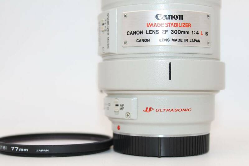 実用品 CANON EF 300mm F4 L IS USM Lレンズ レンズフィルター他付き #OP1431
