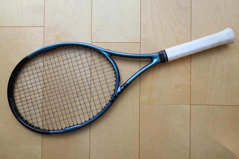 【美品】ウィルソン ウルトラ ツアー 100 バージョン4.0 2023年モデル (G3)WILSON ULTRA TOUR 100 V4.0 2023 テニスラケット