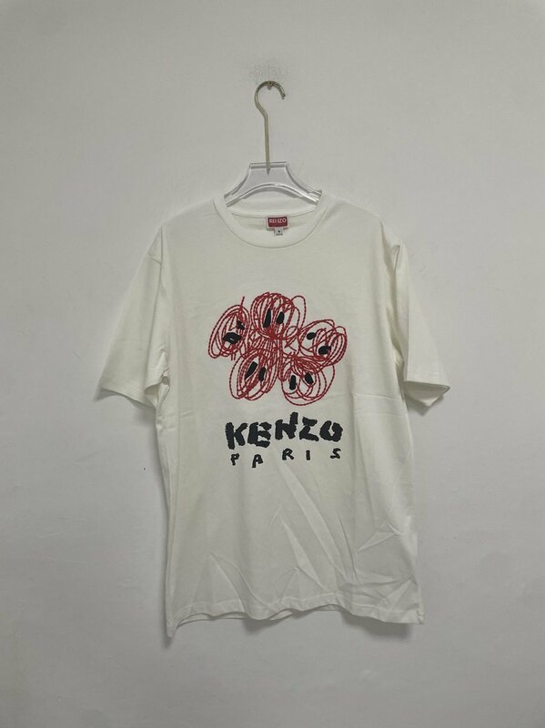 KENZO ケンゾー DRAWN VARSITY グラフィカル デザイン Tシャツ Tシャツ ホワイト ロゴ 半袖 中古 Mサイズ