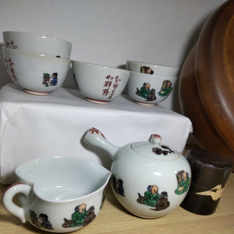 【雑貨】食器 美品 九谷焼 急須 湯呑み 5客 急須冷まし 茶筒 セット陶器 絵付け アンティーク 茶器セット 煎茶道具 ミルク カップ 茶器