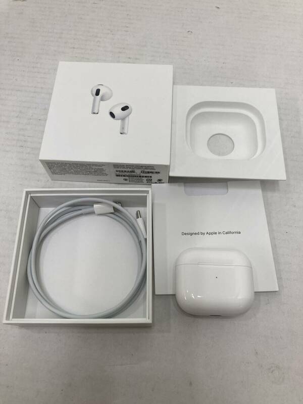 S111[LP]S21(ワイヤレスイヤホン) 中古 Apple ③ Airpods 第3世代 MME73J/A 動作確認済み 6/25出品