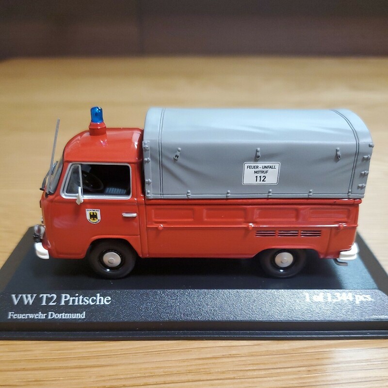 1/43 MINICHAMPS ミニチャンプス ミニカー/VW T2 Pritsche Feuerwehr Dortmund/フォルクスワーゲン ドルトムント 消防