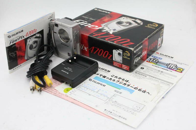 Y1333 【元箱付き】 富士フィルム Fujifilm Finepix 4700z コンパクトデジタルカメラ 付属品多数 ジャンク