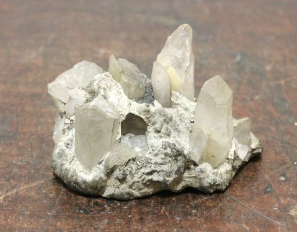 とても綺麗な水晶 原石 鑑賞石 n952