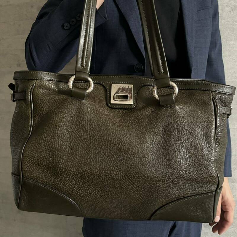 極美品 A4可 カード付き CELINE セリーヌ トートバッグ シボ革 肩掛け ベルト レザー 本革 カーキ メンズ レディース ビジネスバッグ 金具