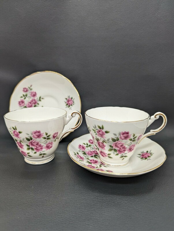 未使用美品【REGENCY BONE CHINA カップ＆ソーサー 2客 セット ペア】リージェンシー ボーンチャイナ ブランド 金彩 西洋磁器 アンティーク