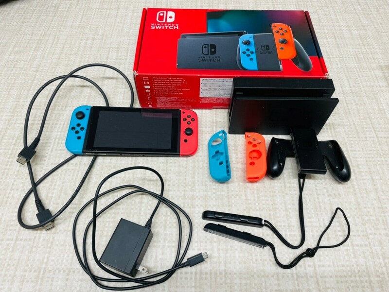 中古美品　動作品　Nintendo Switch　ネオンブルー ネオンレッド　HAC-001　HAD-S-KABAA　コントローラー　本体　4354