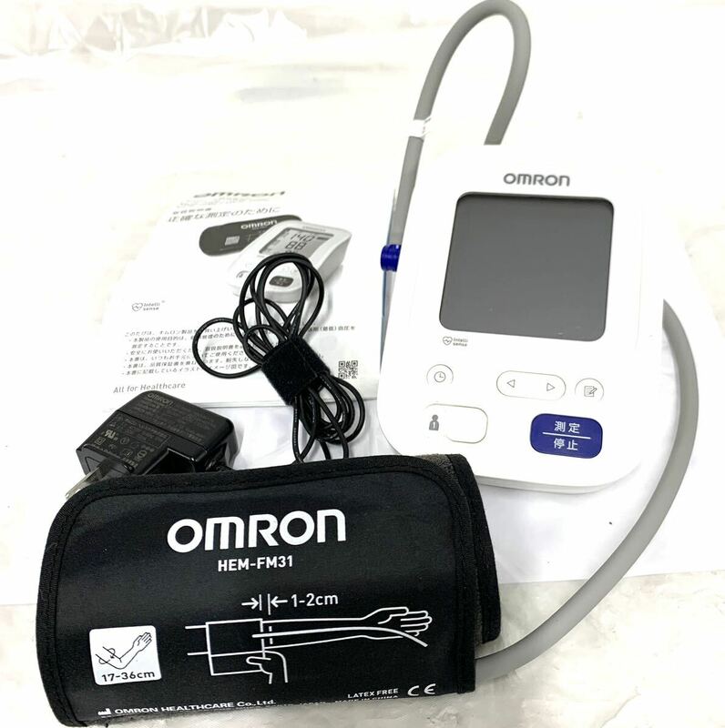 動作ok OMRON オムロン 自動電子血圧計 HCR-7202 管理医療機器 上腕式血圧計 スタンダード 19シリーズ 血圧計現状品 カg