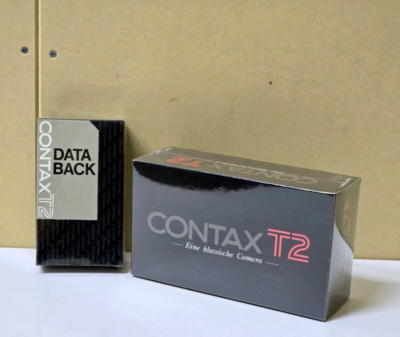 希少！未開封品 CONTAX T2 コンタックス　Elne klassische camera キョーセラ 35mm autofocus オートフォーカス データバック付き