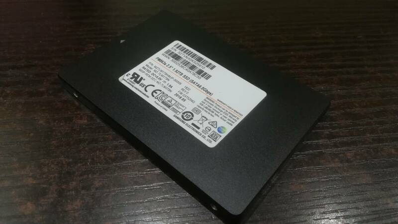 【動作品♪】Samsung PM863a SSD MZ-7LM1T9N [1.92TB/1920GB SATA]2.5インチ/約2TB SSD/使用時間：6820時間