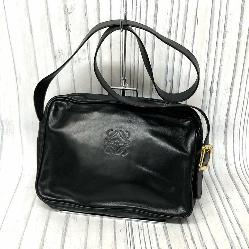 m001 F(80) LOEWE ロエベ ショルダーバッグ レザー アナグラム ブラック ゴールド金具 スペイン製 斜め掛け鞄 ヘリテージ ロゴ