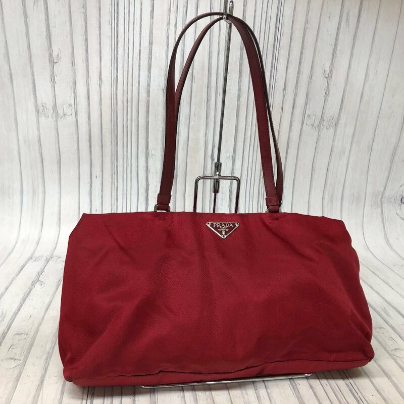 m001 F(80) PRADA プラダ トートバッグ ナイロン レッド 三角ロゴ プレート レディース