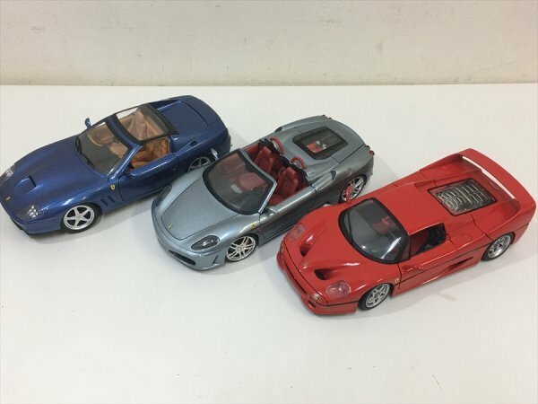 486「中古品　ミニカー　３台　詳細不明」