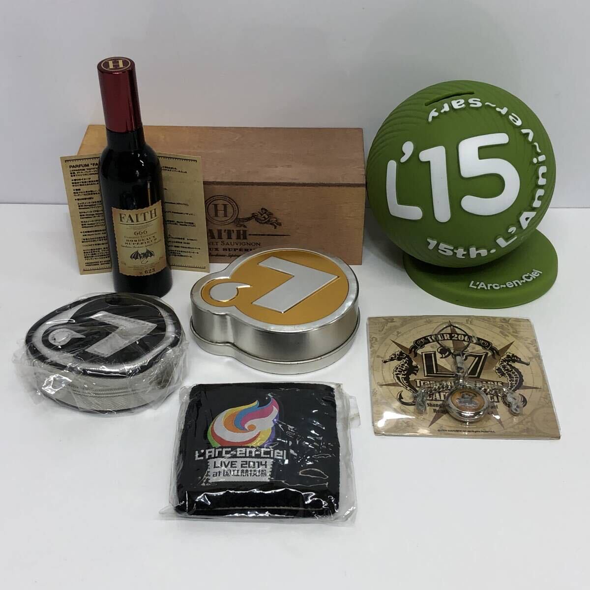 ●ラルクアンシエル ライブグッズ L'Arc-en-Ciel 5点セット 香水 シリアル付 ポーチ リストバンド 貯金箱 Hyde 15Th S3193