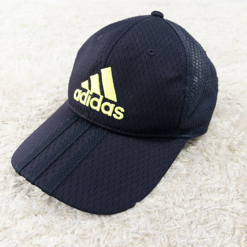 【adidas】アディダス 刺繍ロゴ スリーライン メッシュ キャップ 帽子 日除け フリー 57~59cm ネイビー 紺 スポーツ ゴルフ Rstore460512