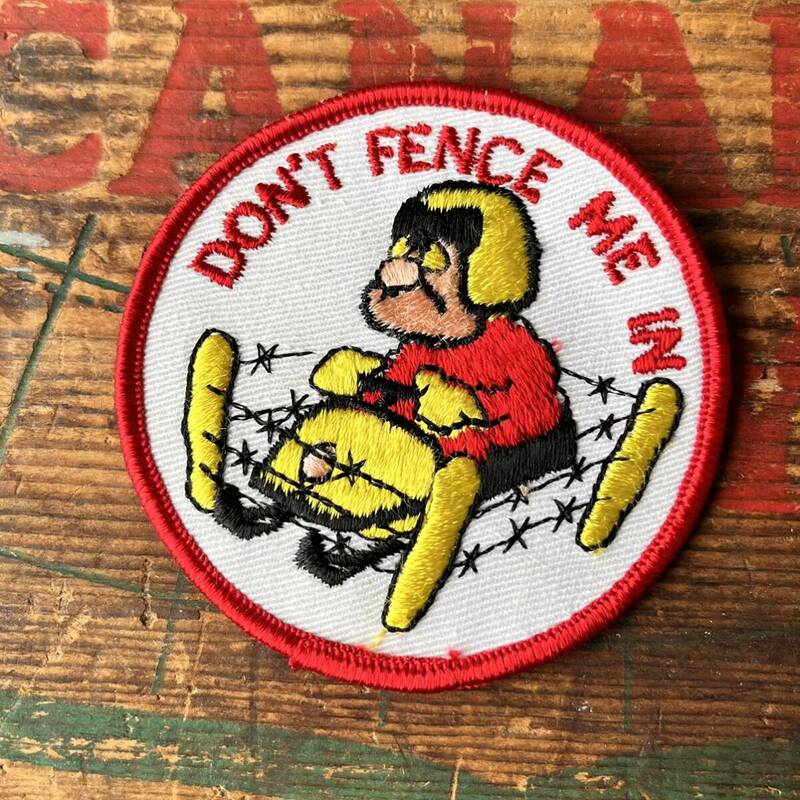 【USA vintage】ワッペン　DON’T FENCE ME IN 70年代　刺繍ワッペン アメリカ　ビンテージ　パッチ