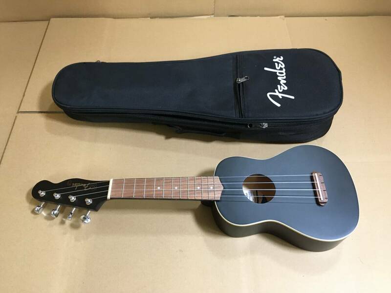 Fender　フェンダー　ウクレレVENICE-BLK　CYN2016710