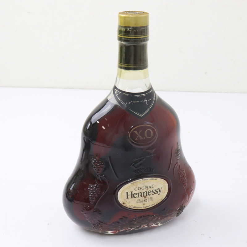 【未開栓】 Hennessy XO COGNAC ヘネシー コニャック 金キャップ ブランデー 古酒 コレクション 025JQNFD07