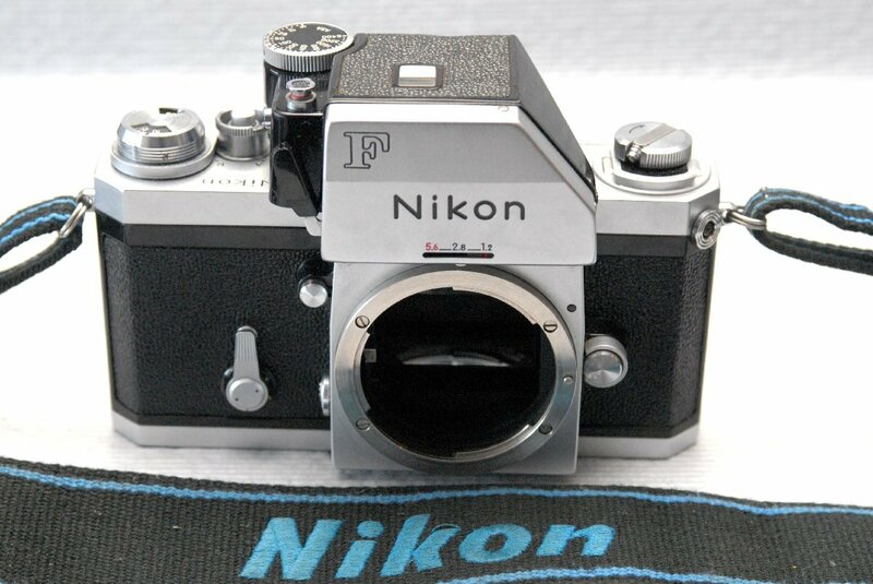 Nikon ニコン高級一眼レフカメラ F ボディ +（フォトミックファインダーF付） （後期型）希少な作動品