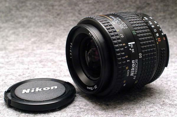 （綺麗）Nikon ニコン 純正NIKKOR 35-70mm AF ズームレンズ(MACRO) 完動品