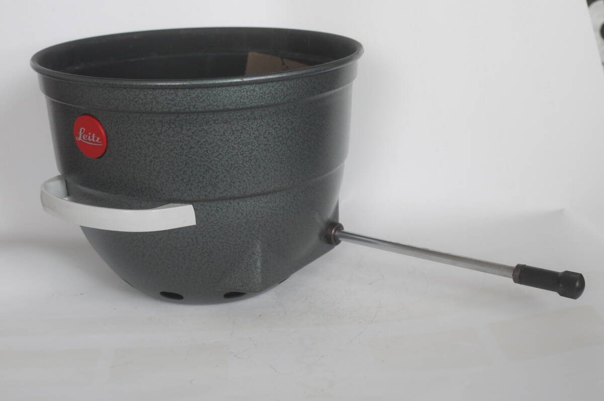 ライカ引伸機フォコマットlcのランプハウジング下部