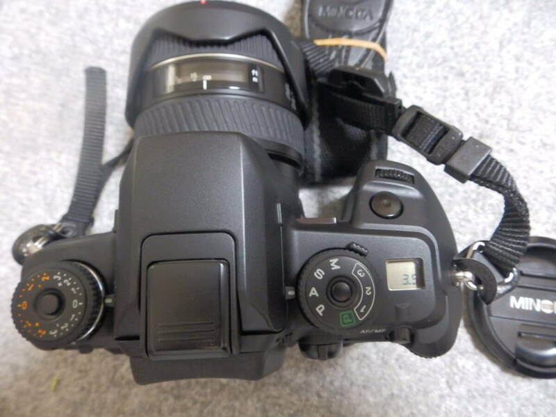 ★☆ミノルタ MINOLTA α-7 レンズ ZOOM 24-105mm f3.5-4.5D AF 一眼レフ フィルムカメラ フード付 動作品 送料無料 ☆★