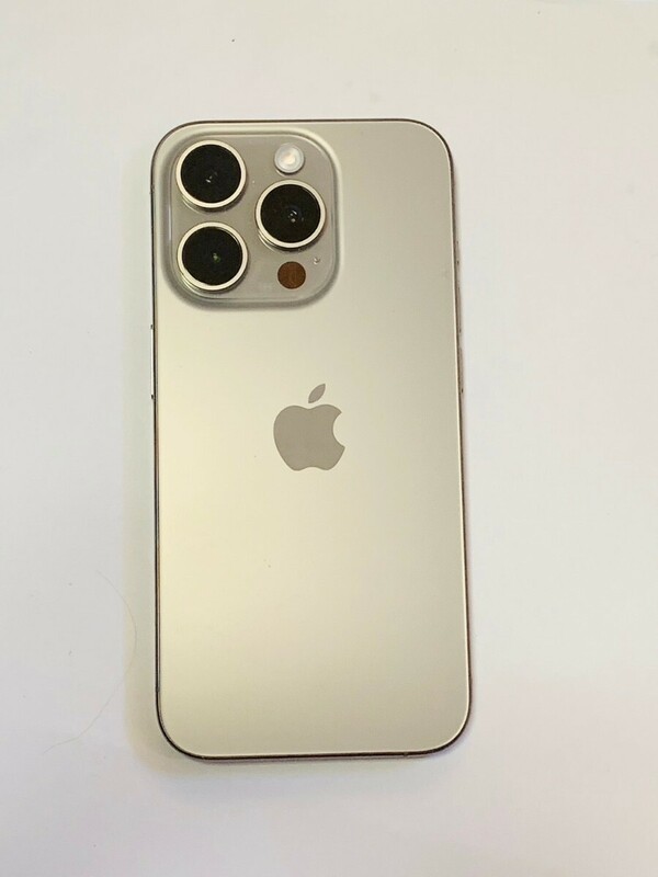 Apple iPhone15pro アップル　アイフォン15プロ A3101　ロジックボード パーツどり端末 ジャンク