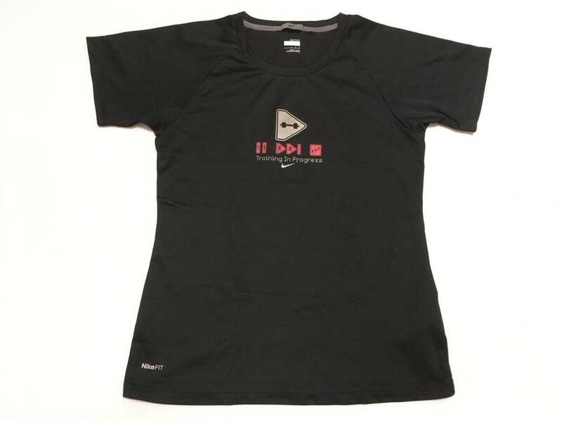 ナイキ NIKE 半袖ドライTシャツ NikeFIT ナイキフィット スポーツウェア　　　正規品◯92　石