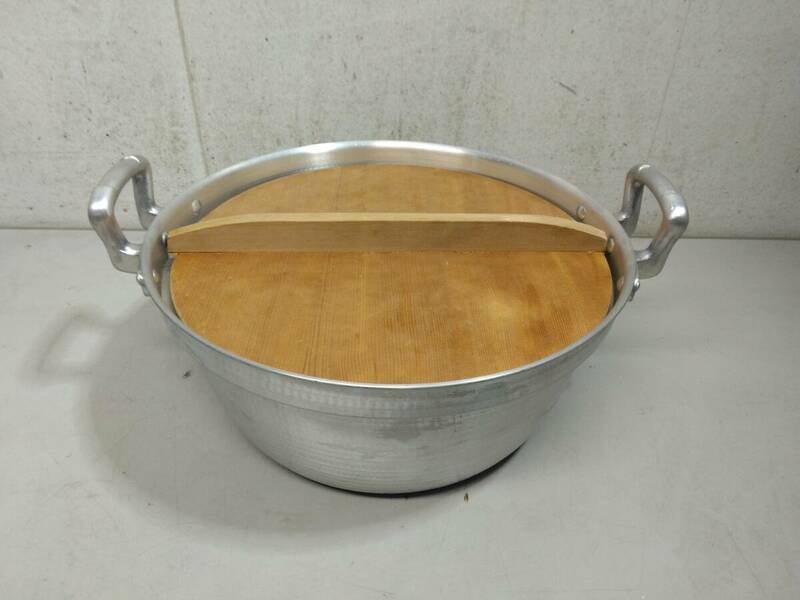☆大きめ アルミ製 鍋 両手鍋 業務用 厨房！140サイズ発送