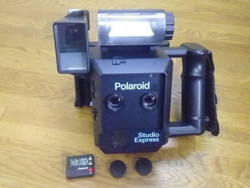 送料無料 Polaroid 業務用ポラロイドカメラ Studio Express 203J シャッター・ストロボOKですが実写未確認