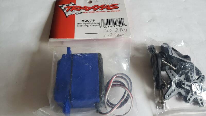 TRAXXAS ＃２０７５ 防水サーボ　未使用品