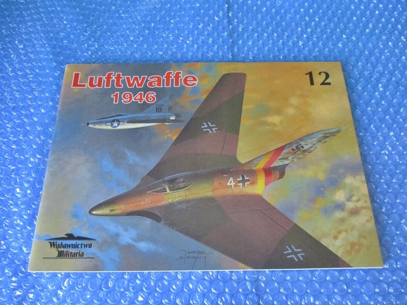 洋書 Luftwaffe 1946 当時物 稀少 古い 昔の本 古本 コレクション