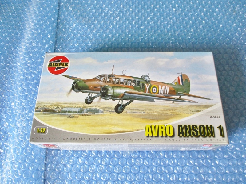 プラモデル エアーフィックス AIRFIX 1/72 アブロ アンソン AVRO ANSON 未組み立て 昔のプラモ 海外のプラモ