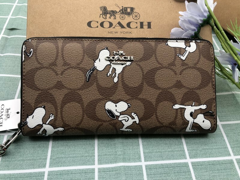 コーチ COACH 財布 長財布 スヌーピー SNOOPY 誕生日 プレゼント 誕生日 贈り物 ウォレット レディース レザー ブランド 新品未使用 A295