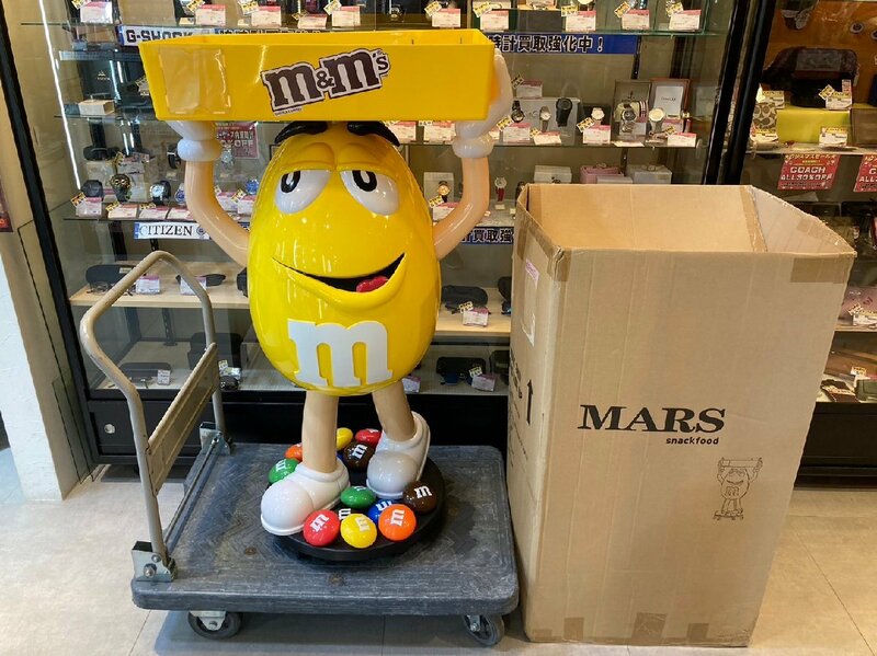 ◆【引取限定!!長野県諏訪市】m＆ms エムアンドエム ディスプレイ マスコット イエロー 黄色 箱付き 中古◆10696★