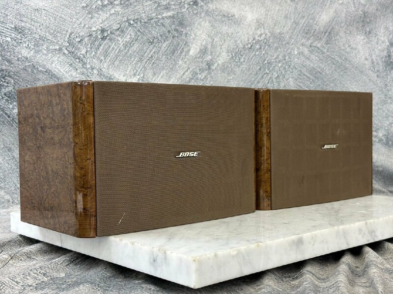 □t779　中古★BOSE　ボーズ　 MODEL　121　ペアスピーカー　【シリアル連番】