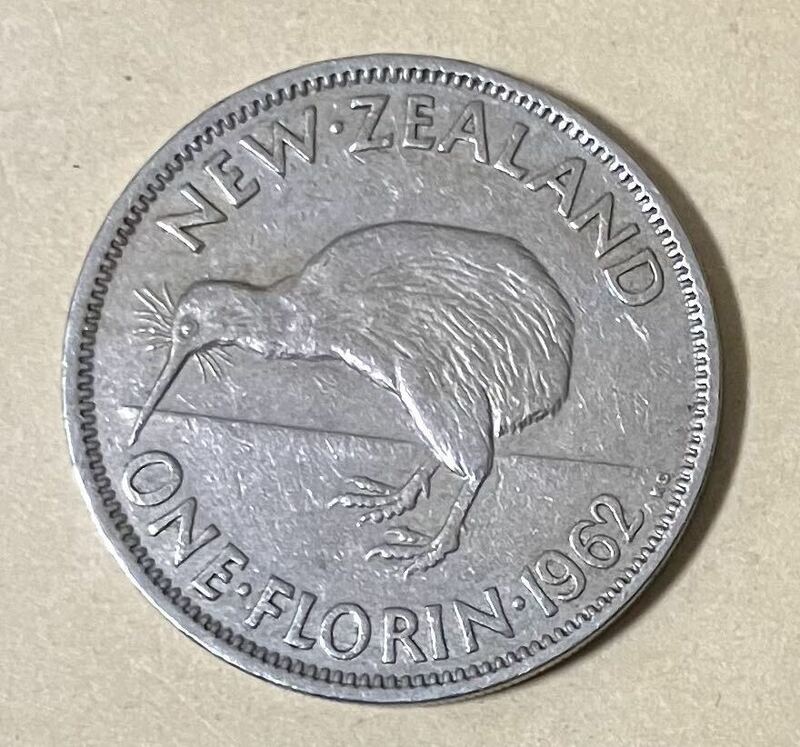 ニュージーランド　1フローリン　1962年　外国コイン　古銭　外国銭　アンティーク　ニュージーランドコイン　エリザベス2世
