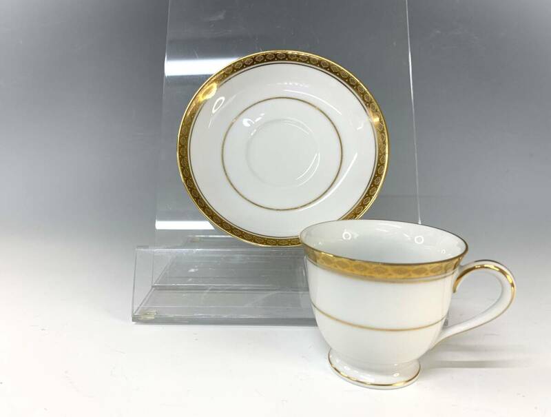 a199 Noritake JAPAN ゴールドライン ホワイト カップ＆ソーサー 1客 金彩 ゴージャス ノリタケ