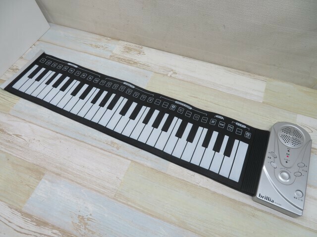 ☆㈱アズマ PK-K49D brillia 電子ロールピアノ 49鍵 電池付き USED 95495☆！！