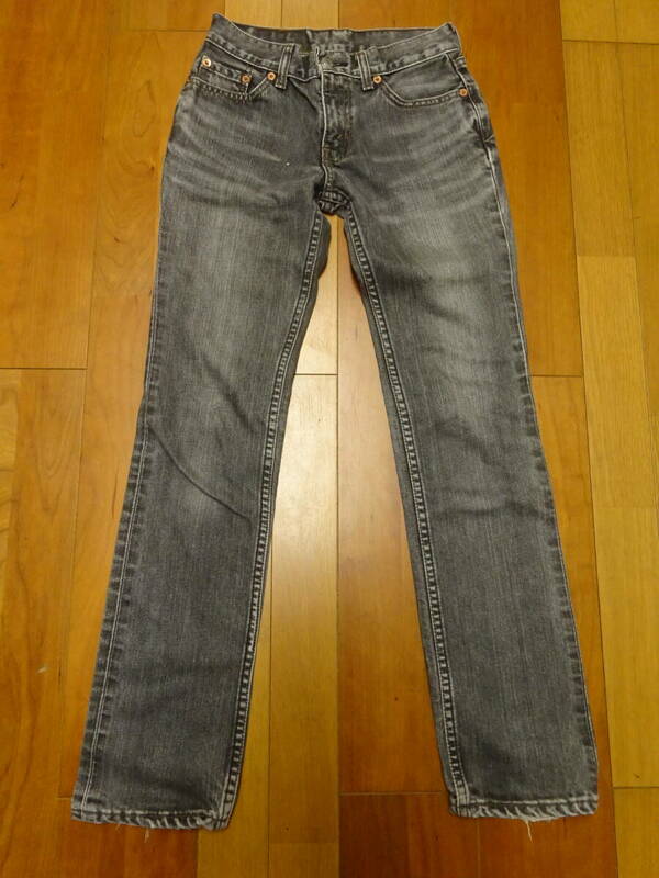 ■C-29 ■Levi's w502　リーバイス　カラーデニムパンツ　サイズ27インチ