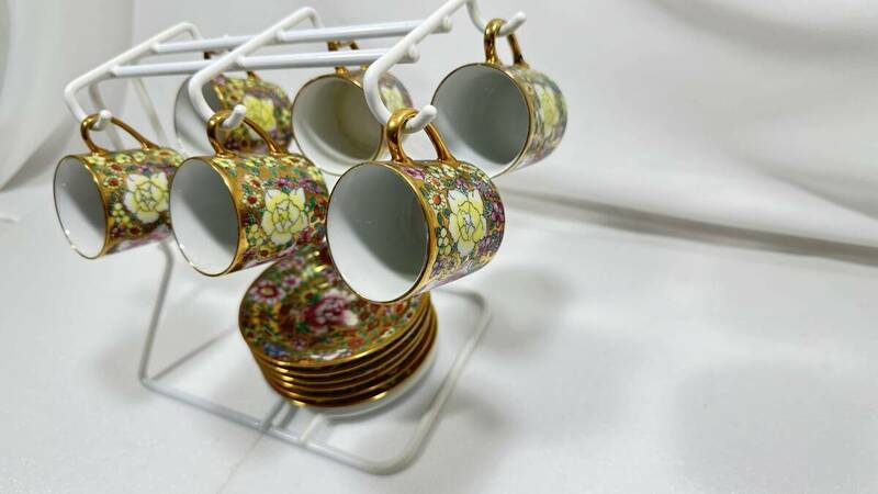 ■中国廣彩 デミタスコーヒーカップ＆ソーサー■珈琲 エスプレッソ 食器 茶器 花柄 色絵磁器