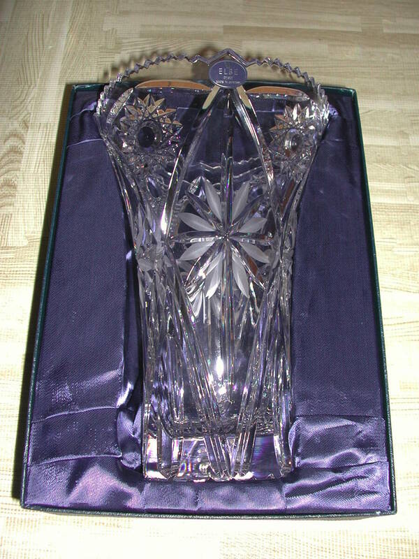 未使用品　エルベ ELBE crystal クリスタルガラス　フラワーベース　花瓶 高さ25cm 花器 花入れ