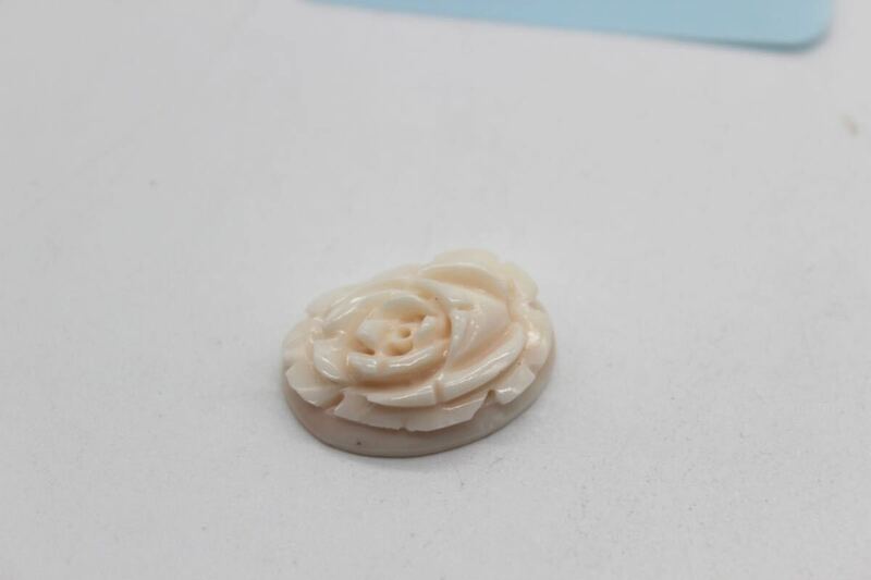 ⑩珊瑚 サンゴ 彫刻品　ルース　薔薇型