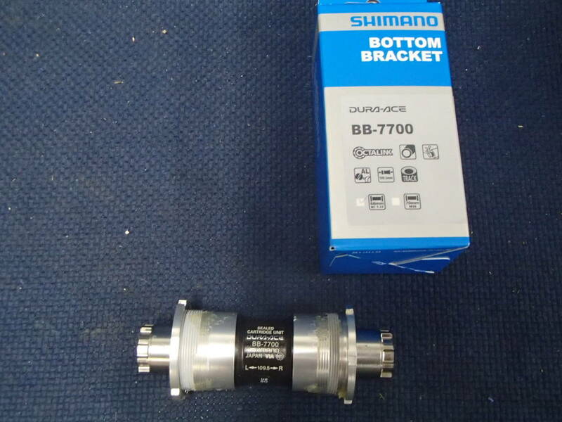 SHIMANO（シマノ） / BB-7700 ボトムブラケット シェル幅68mm 軸長109.5mm オクタリンク NJS DURA-ACE デュラエース